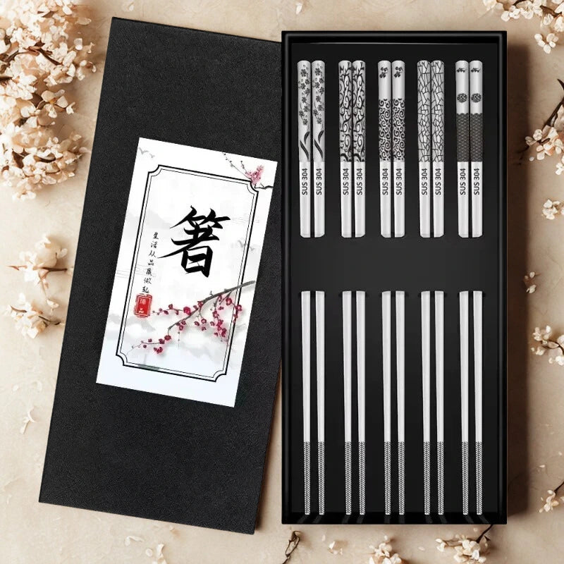 Baguettes chinoises gravées - Ornements floraux délicats